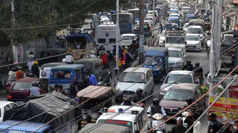 हरिद्वार में दिल्ली-यूपी से आने वाले भारी वाहनों की इन