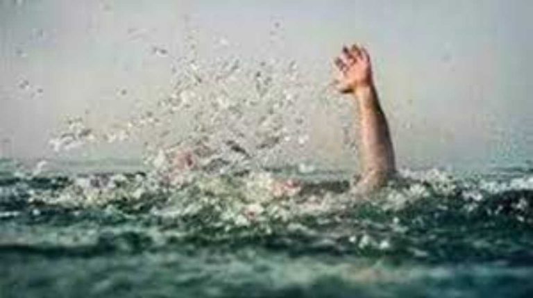 टिहरीः भागीरथी नदी में बही 14 वर्षीय किशोरी, परिजनों में