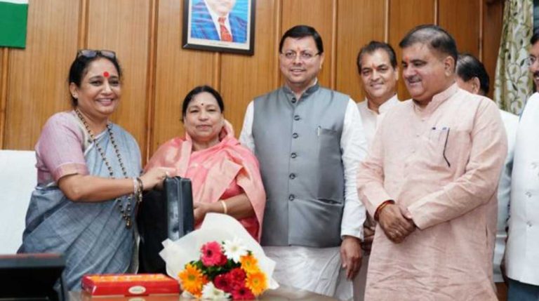 BJP की नवनिर्वाचित विधायक पार्वती दास ने ली गोपनीयता की