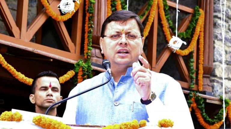 मसूरी में शहीद स्मारक पर सीएम धामी ने दी शहीद