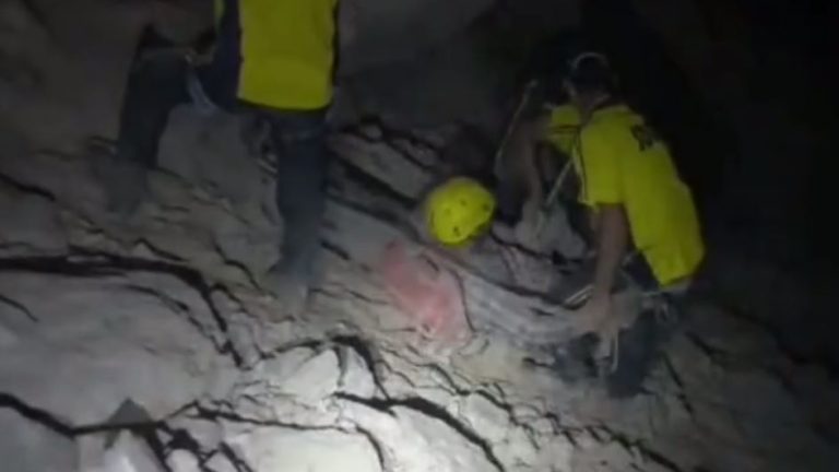 Uttarakhand News: मूल्या गांव के पास स्कूटी खाई में गिरी