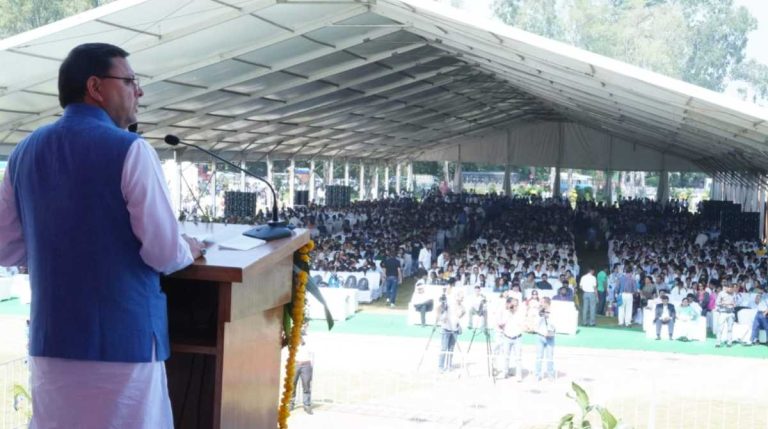 CM धामी ने उत्तराखण्ड युवा महोत्सव-2023 कार्यक्रम में की शिरकत,