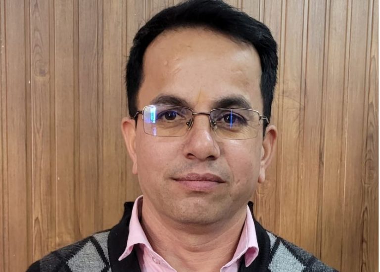 कर्णप्रयाग महाविद्यालय में डा.रमेश भट्ट होंगे छात्र संघ चुनाव अधिकारी
