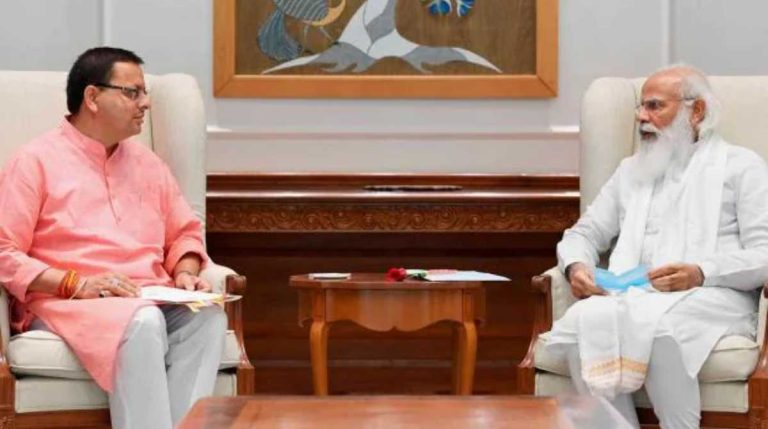 सीएम धामी और पीएम मोदी ने ऐसे दी प्रदेशवासियों को