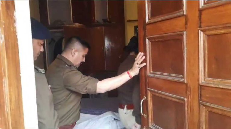 देहरादूनः डिप्टी एसपी की पत्नी का बेरहमी से हत्या, बेटे