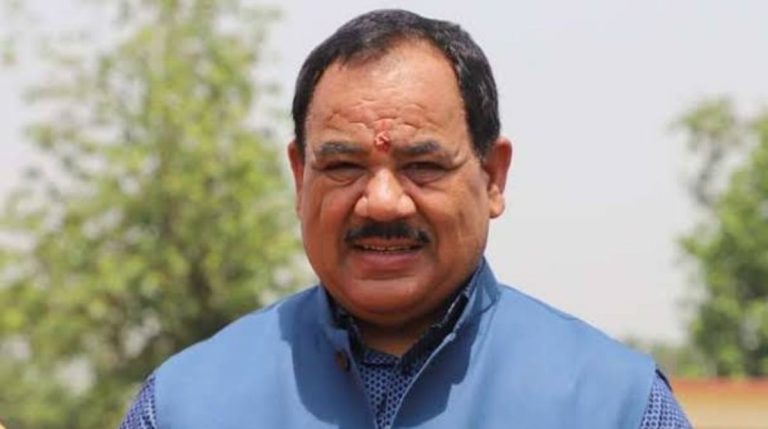 कार्रवाई: डॉ हरक की बढ़ रही मुश्किलें,16 ठिकानों पर छापेमारी…