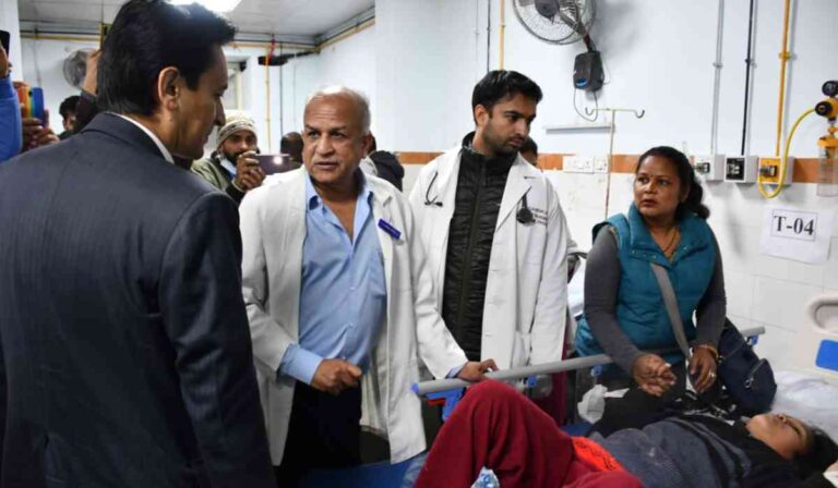 मुख्यमंत्री पुष्कर धामी ने भीमताल बस हादसे में जताया गहरा
