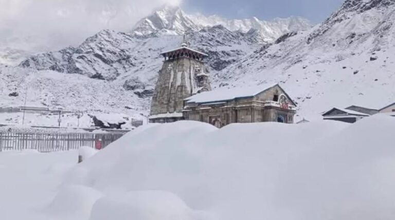 केदारनाथ में माइनस 15 डिग्री पहुंचा तापमान, पर्वतीय इलाकों में