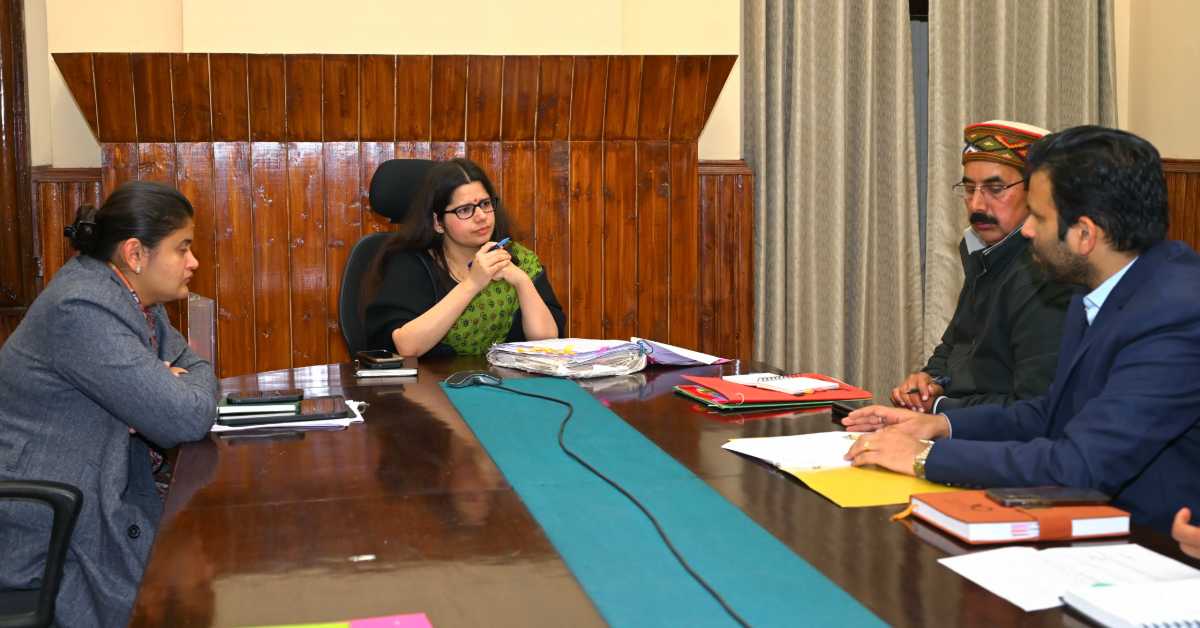प्राकृतिक आपदा से प्रभावित गांवों को विस्थापित करने के लिए