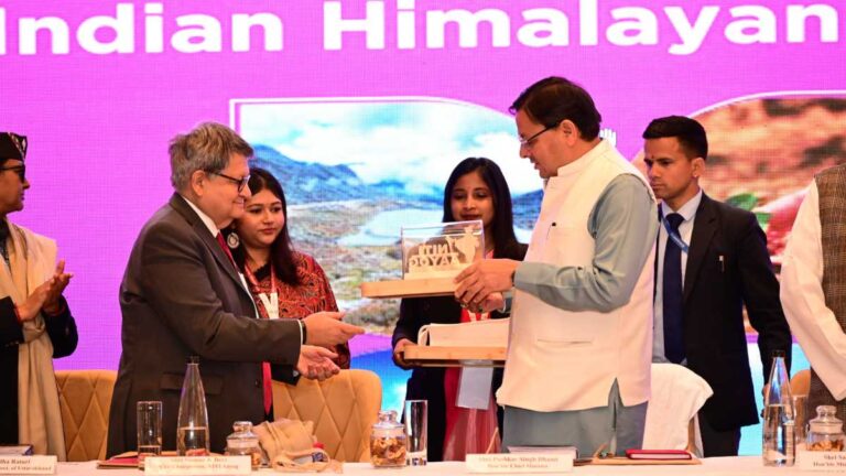राज्य सरकार स्प्रिंगशेड मैनेजमेंट और जलवायु संरक्षण की दिशा में