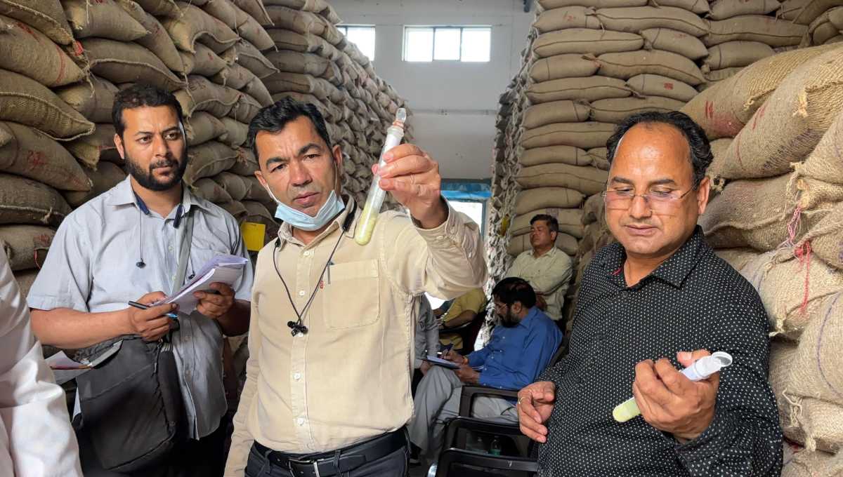 कल की अधूरी कार्यवाही पूर्ण करने को एडीएम व प्रशासनिक