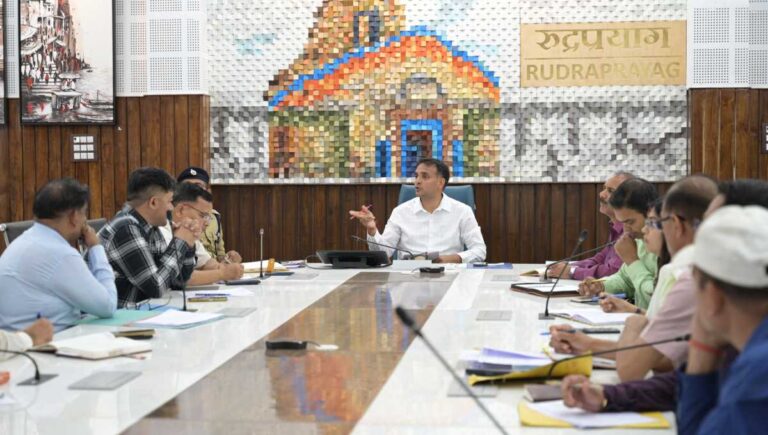 यात्रा मार्गों पर GPS एवं पर्यटन मित्रों की तैनाती, प्रत्येक