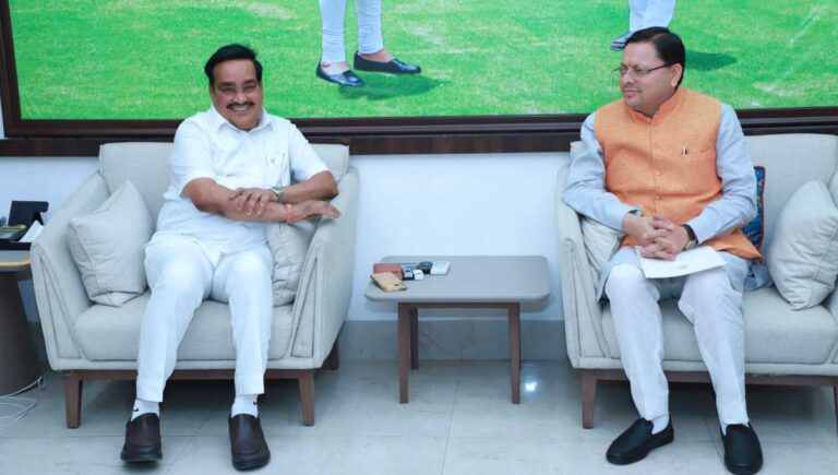 मुख्यमंत्री पुष्कर सिंह धामी ने नई दिल्ली में जलशक्ति मंत्री