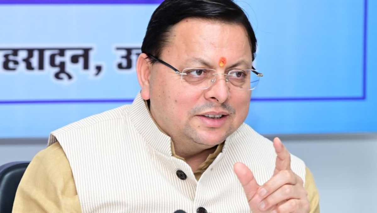 घुसपैठियों को फर्जी प्रमाण पत्र बनाने में सहायता करने वाले