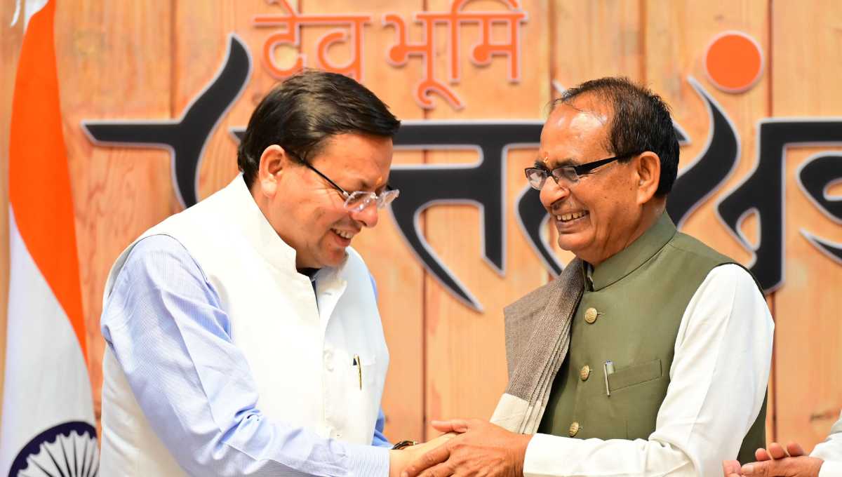 कृषि उत्पादन बढ़ाने और ग्रामीण विकास के लिए केंद्रीय मंत्री
