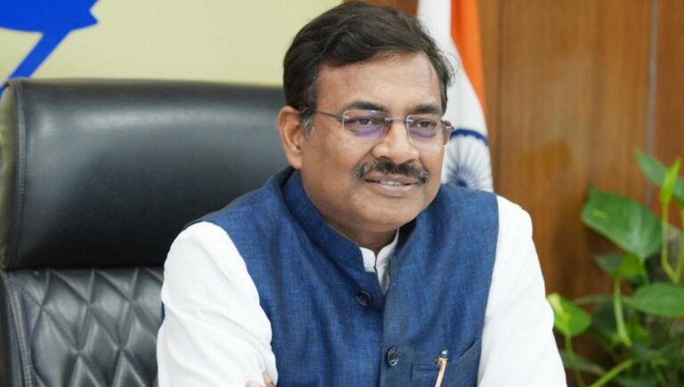 मुख्य सचिव आनंद बर्द्धन ने सिंचाई विभाग द्वारा जल संरक्षण