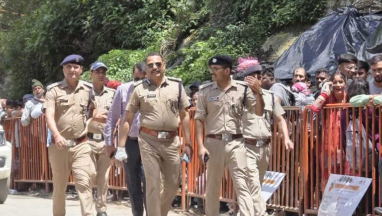 पुलिस महानिरीक्षक, अपराध एवं कानून व्यवस्था, उत्तराखण्ड ने किया यात्रा