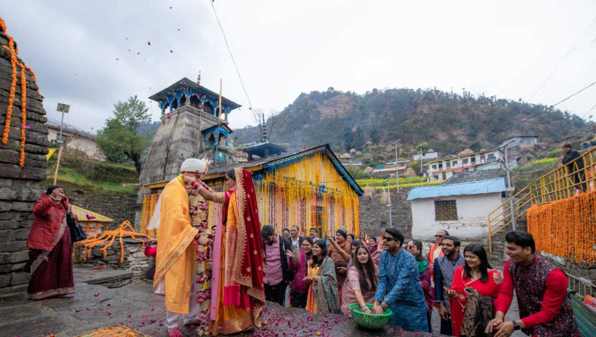 त्रिजुगीनारायण में इस साल अब तक 500 से अधिक शादियां