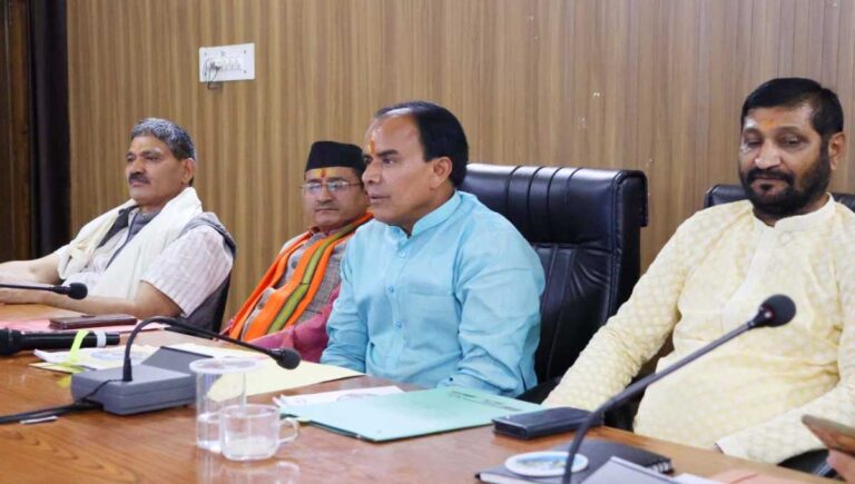 आगामी नन्दादेवी राजजात यात्रा की तैयारियों को लेकर समीक्षा बैठक