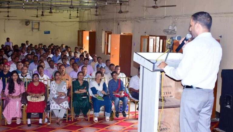 दो दिवसीय प्रशिक्षण कार्यक्रम के दूसरे दिन 607 कार्मिकों को