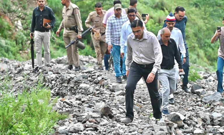 डीएम ने किया कमिटमेंट पूरा; फंड जारी; युद्धस्तर पर कार्य