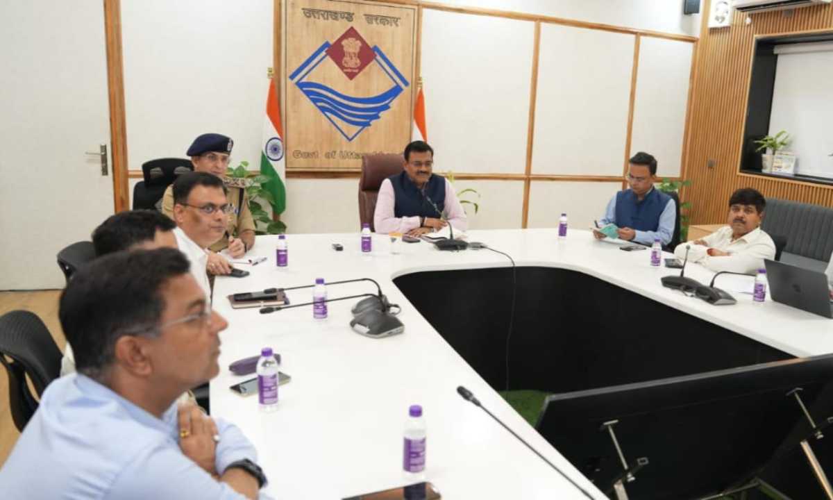 ग्लेशियर लेक आदि का तत्काल विश्लेषण कर यथास्थिति से अवगत