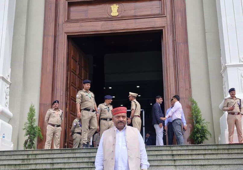 विधानसभा सत्र में पौड़ी विधायक पोरी के प्रश्न से सरकार
