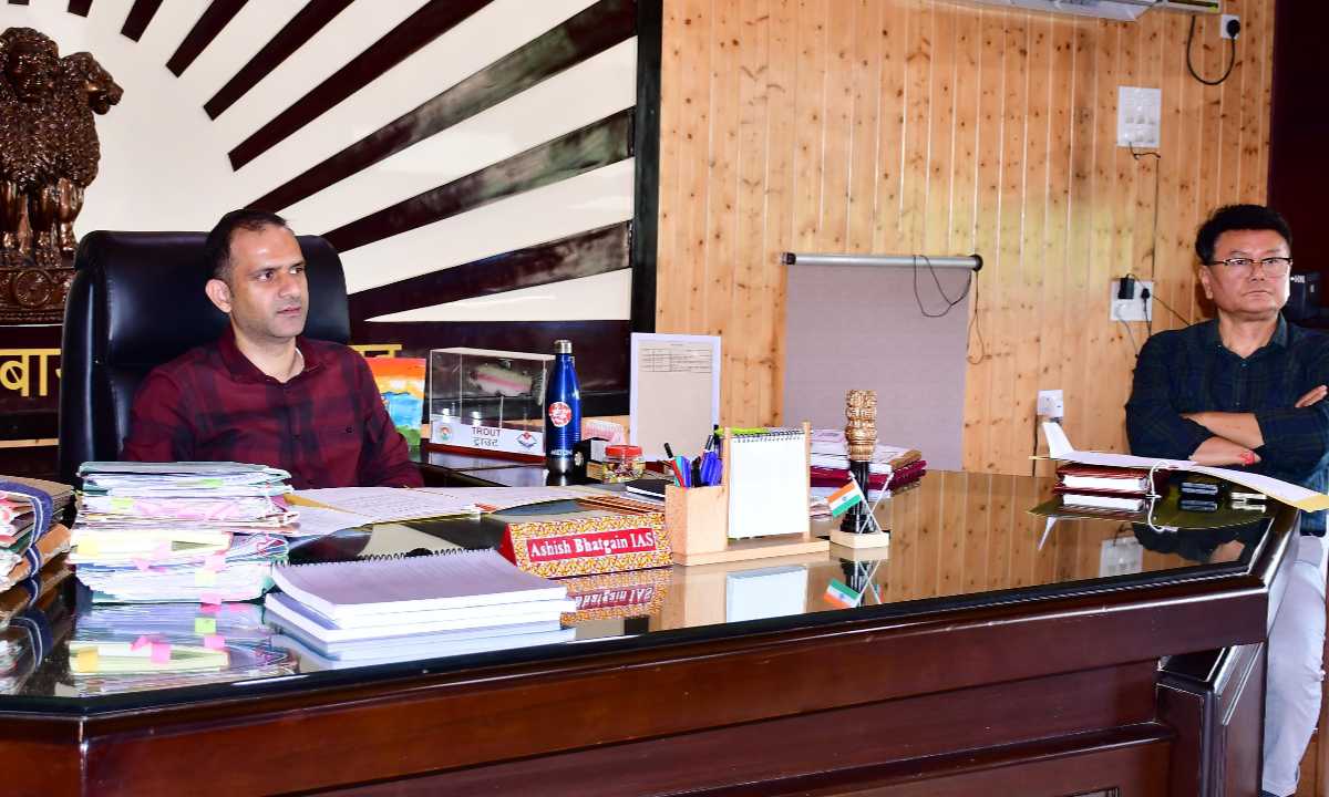 जिलाधिकारी आशीष भटगांई ने स्प्रिंग एवं रिवर रिजुविनेशन अथॉरिटी (सारा)