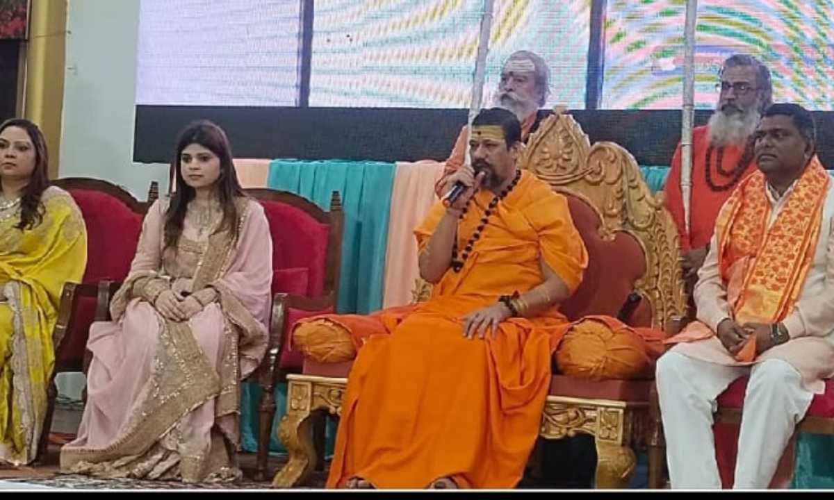 हरिद्वार में कैलाशानंदजी महाराज द्वारा ‘एक ईश्वर’ ऐप का ऐतिहासिक