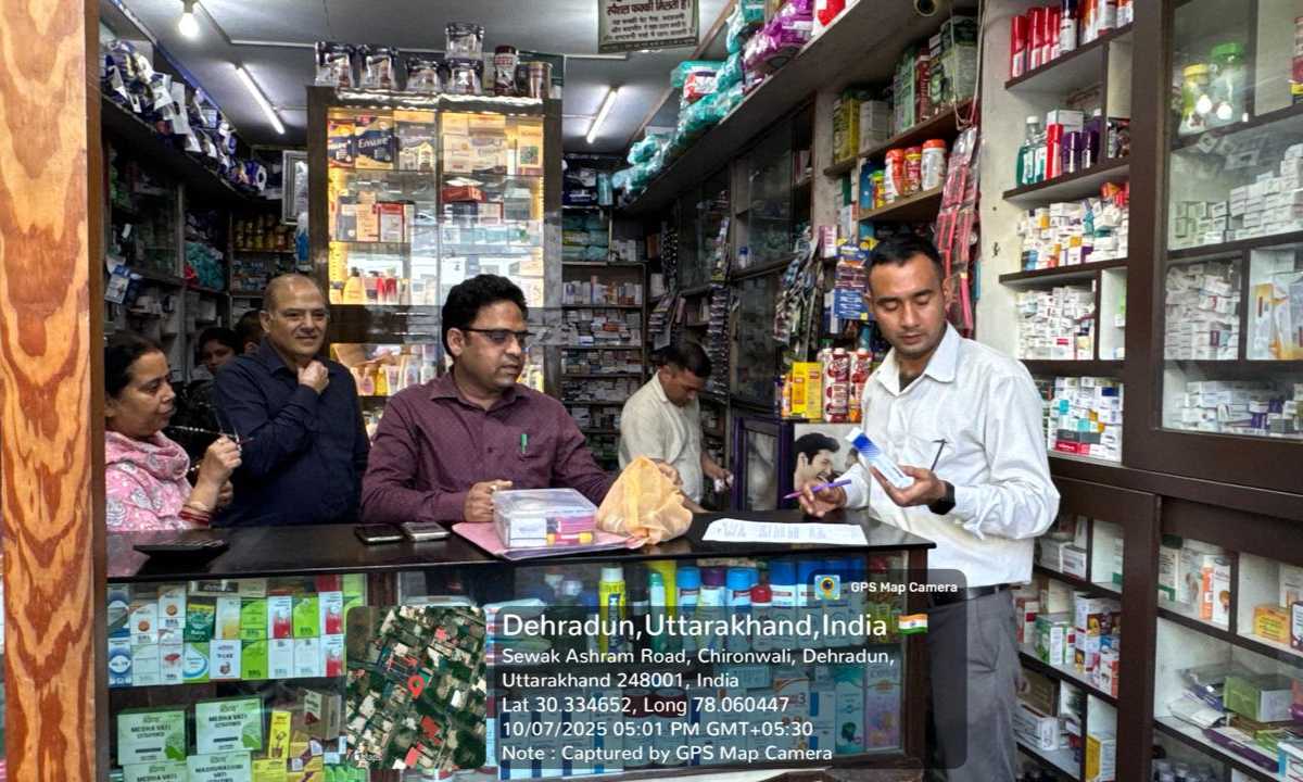 बच्चों के लिए प्रतिबंधित कफ सिरप पर सख्त हुई सरकार,