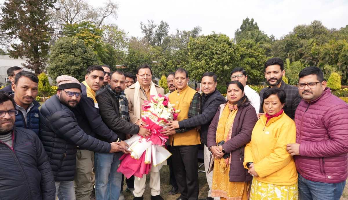 मुख्यमंत्री से प्रेस क्लब की नव निर्वाचित कार्यकारिणी के पदाधिकारियों