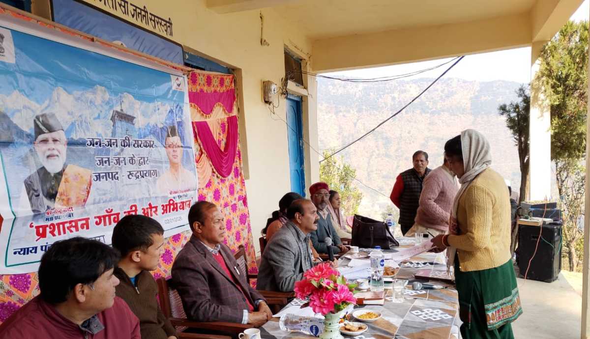 105 शिकायतों में से 78 जनसमस्याओं का मौके पर हुआ