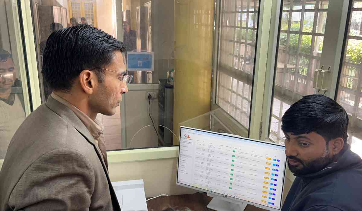 डीएम ने किया लेटर मॉनिटिरिंग सिस्टम कक्ष एवं पंचास्थानि का