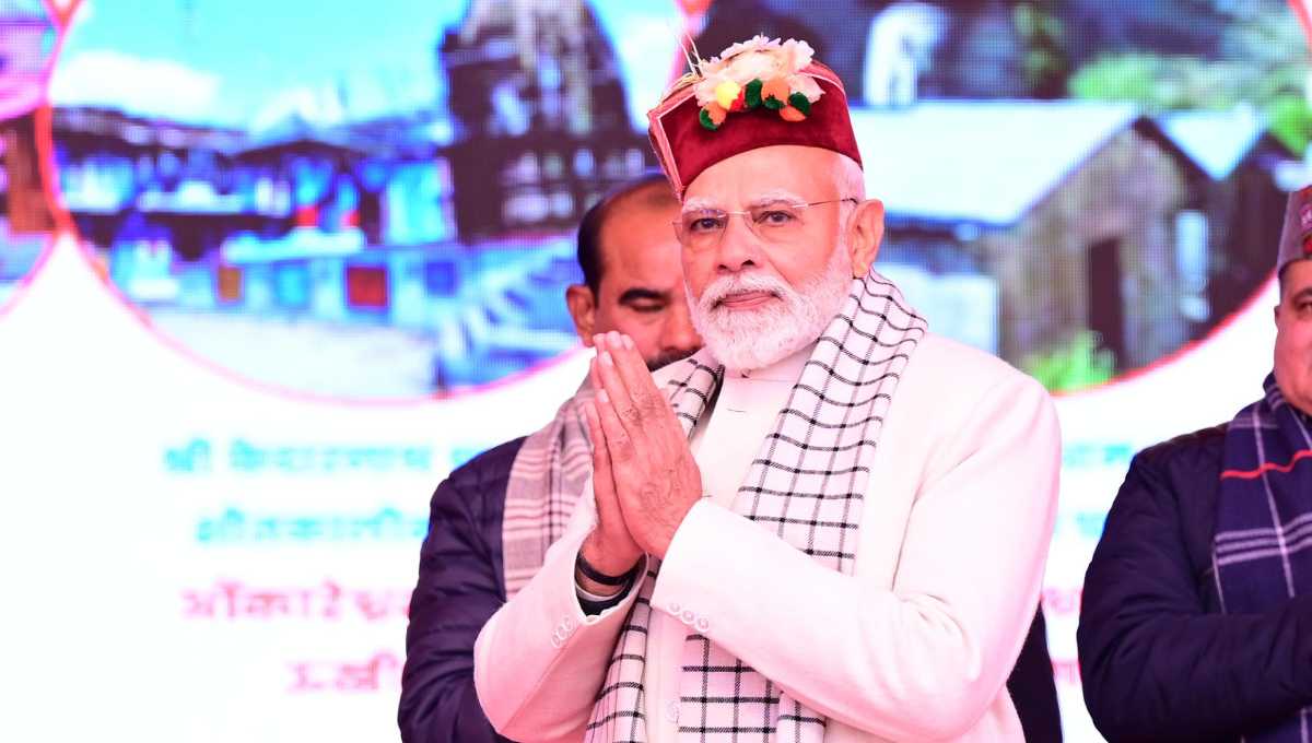 शीतकालीन गद्दी स्थल पर पूजा अर्चना कर पीएम ने निहारा