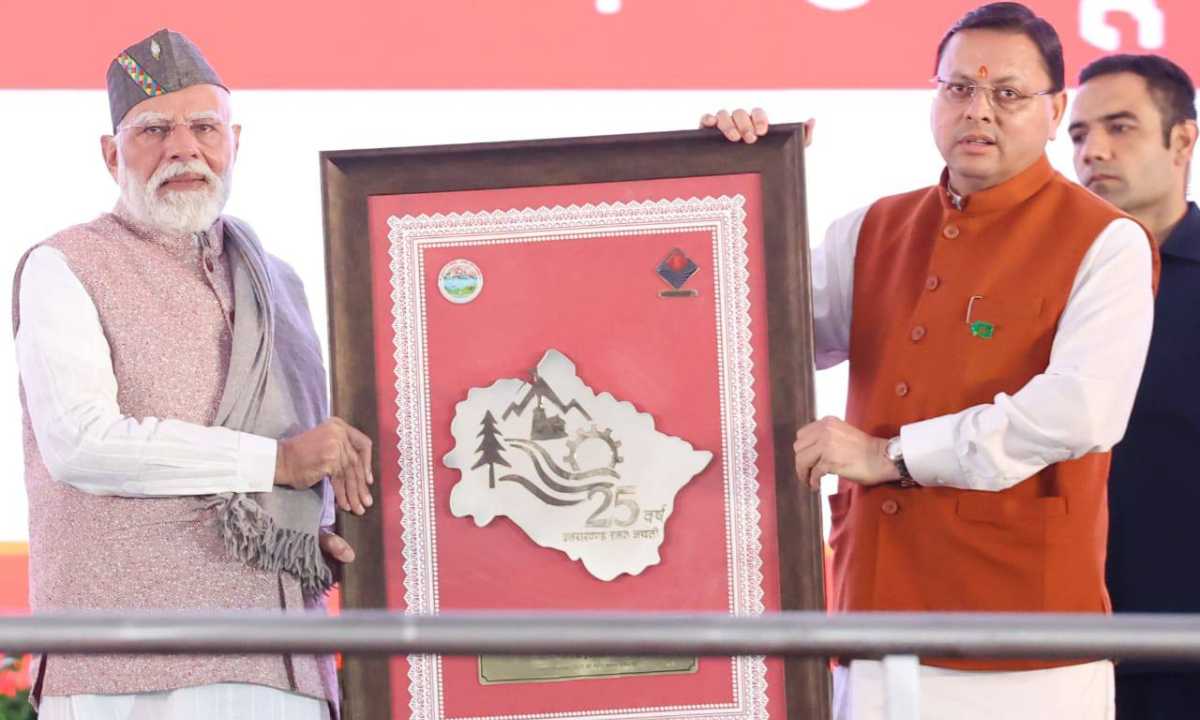 प्रधानमंत्री जी ने किया ₹8,260 करोड़ की विकास परियोजनाओं का