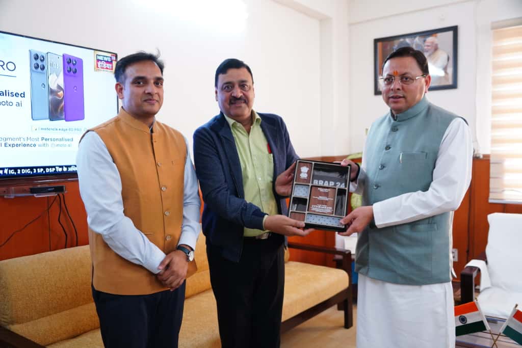 मुख्यमंत्री को सौंपा प्रदेश को राष्ट्रीय स्तर पर मिले व्यापार