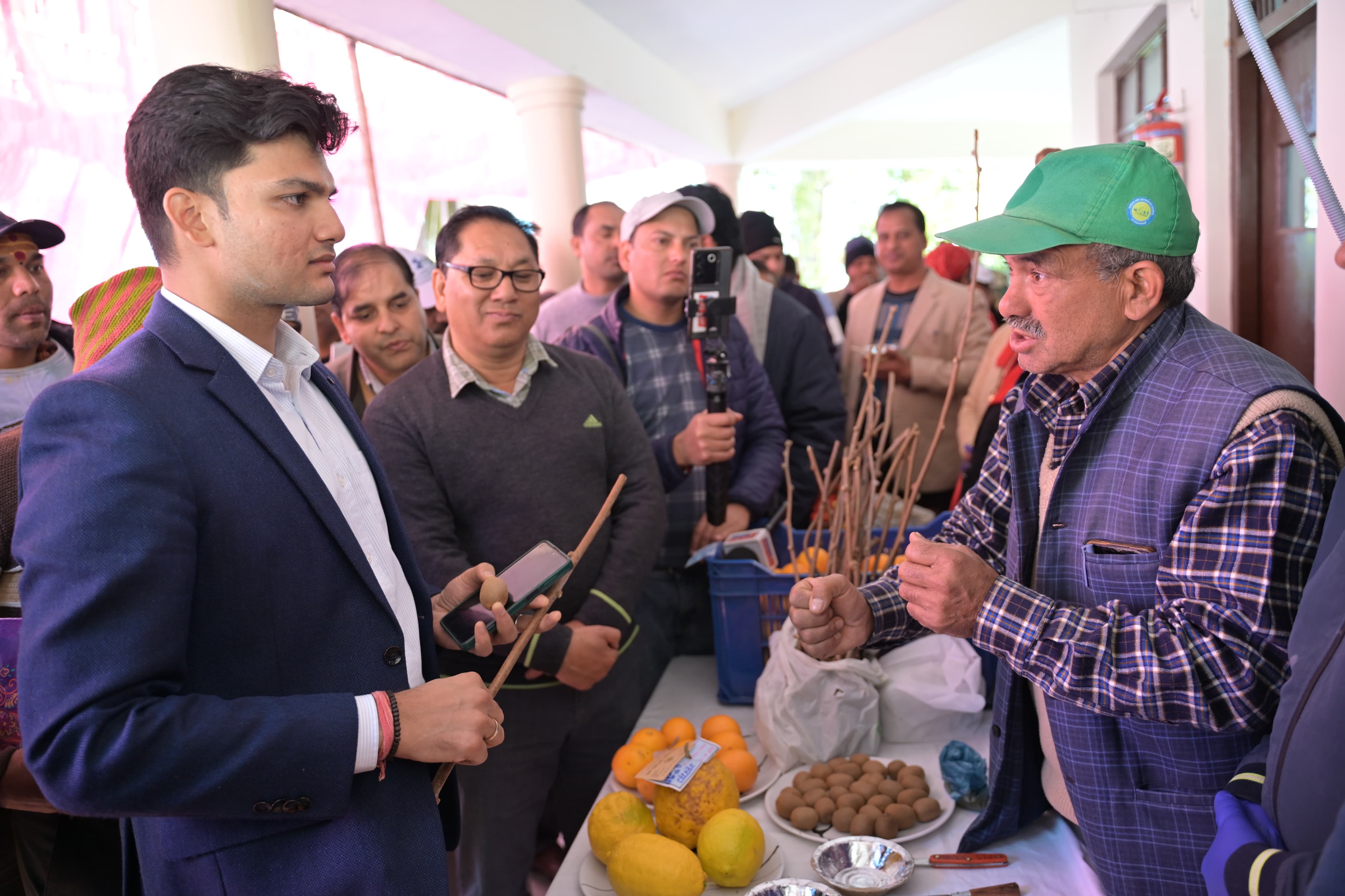 रुद्रप्रयाग: माल्टा महोत्सव में डीएम ने दिया संदेश, माल्टे से