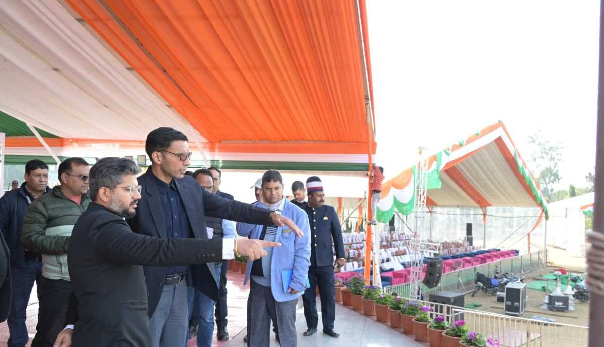गणतंत्र दिवस को भव्य एवं गरिमामय बनाने हेतु देहरादून में