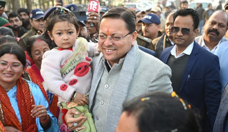 खटीमा में मनीष चंद स्मृति ग्रामीण क्रिकेट टूर्नामेंट के समापन