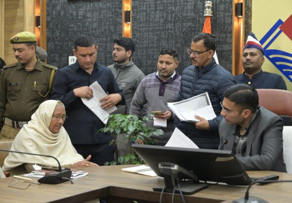 सविन बंसल के जनदर्शन में त्वरित फैसले, कई मामलों में