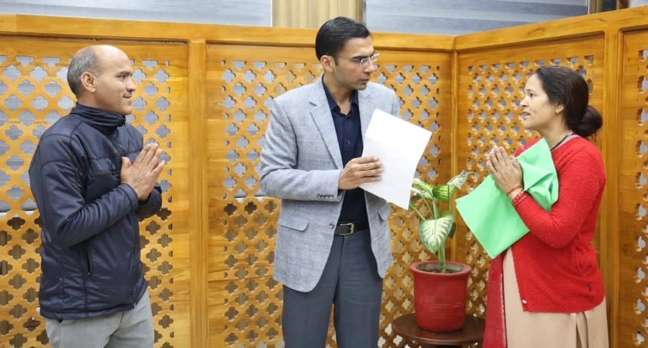 टिहरी बांध विस्थापित परिवार को 15 साल बाद मिला अपना