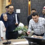 जनता दर्शन में 170 शिकायतें, डीएम सविन बंसल ने कई