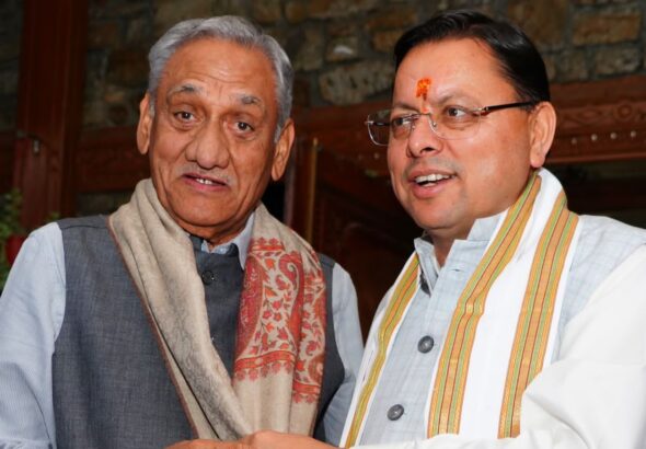 पूर्व मुख्यमंत्री विजय बहुगुणा ने मुख्यमंत्री धामी से की शिष्टाचार