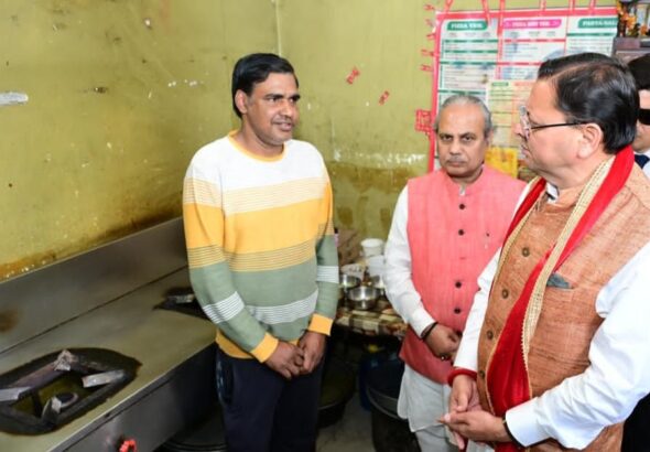 रेस्टोरेंट पहुंचकर मुख्यमंत्री ने लिया गैस आपूर्ति का जायजा…