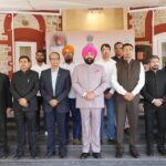 आपदा में उत्कृष्ट कार्य करने वाले कार्मिकों को राज्यपाल ने