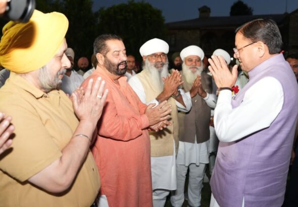 बैसाखी पर सीएम धामी से सिख प्रतिनिधिमंडल की मुलाकात…