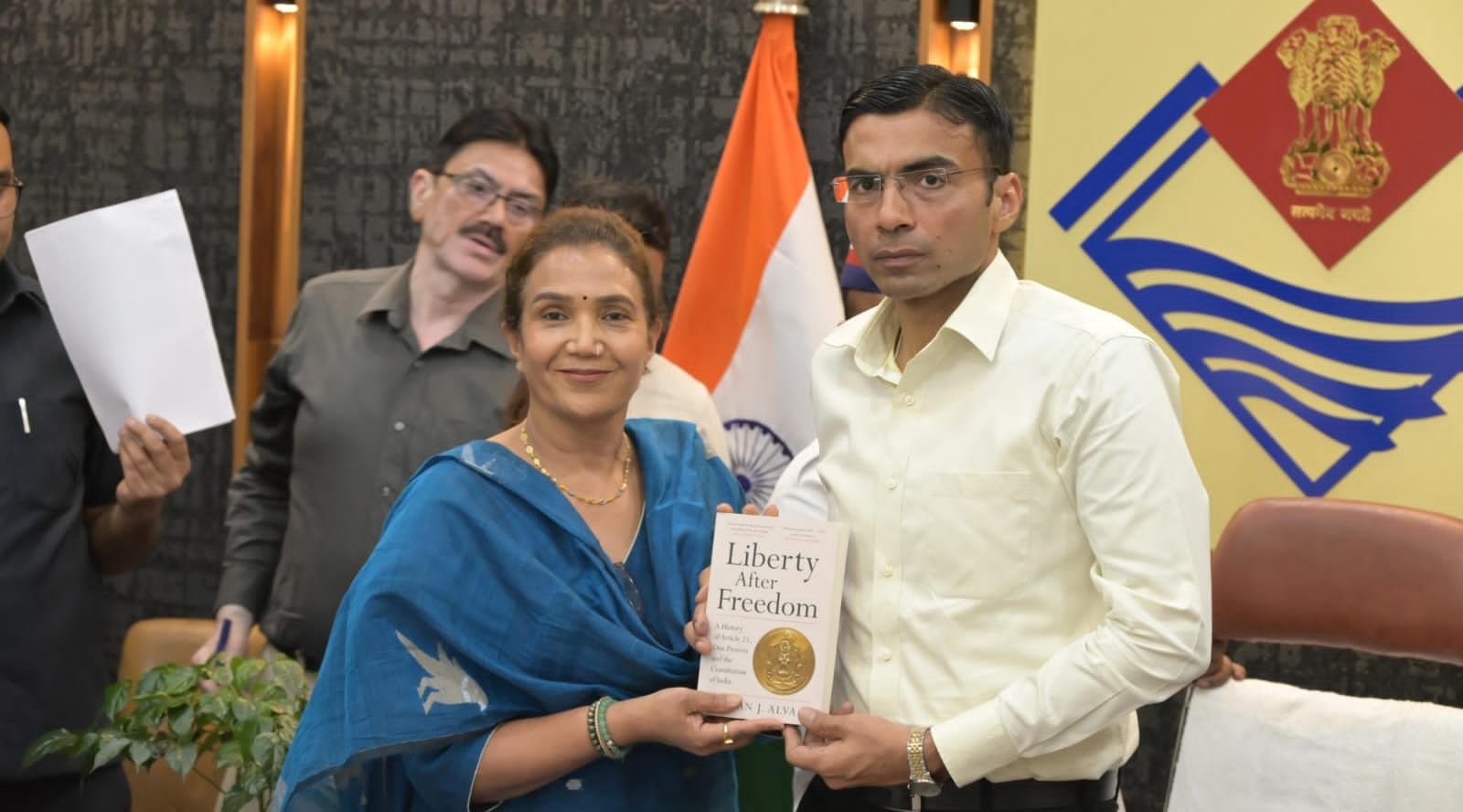 जनदर्शन में दिखी संवेदनशील प्रशासन की मिसाल, 239 शिकायतों का