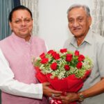 पूर्व मुख्यमंत्री विजय बहुगुणा ने मुख्यमंत्री धामी से की शिष्टाचार