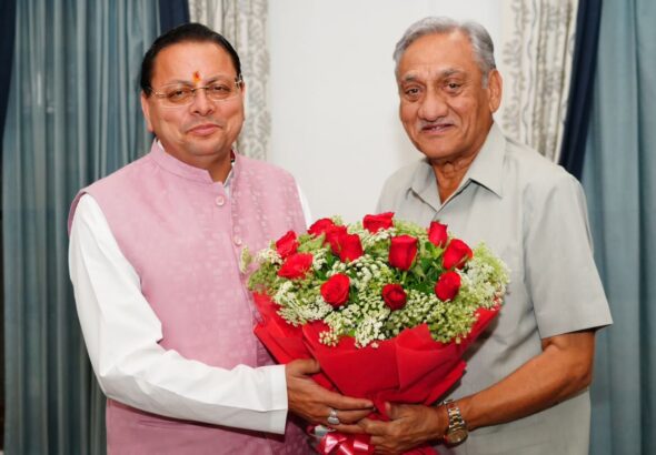 पूर्व मुख्यमंत्री विजय बहुगुणा ने मुख्यमंत्री धामी से की शिष्टाचार