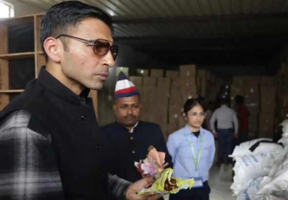 विवादित बिल्डर पुनीत अग्रवाल पर जिला प्रशासन सख्त…